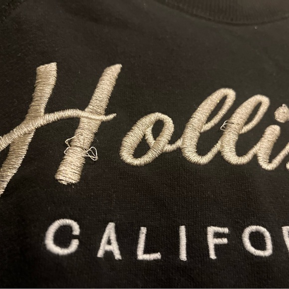 Hollister Tee and Sweatshirt - Picture 5 of 5